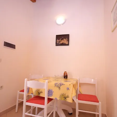 By The Sea Sutomiscica, Ugljan - 912 Apartament Sutomiscica