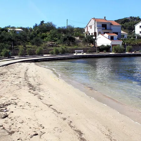 Διαμέρισμα By The Sea Sutomiscica, Ugljan - 912 *